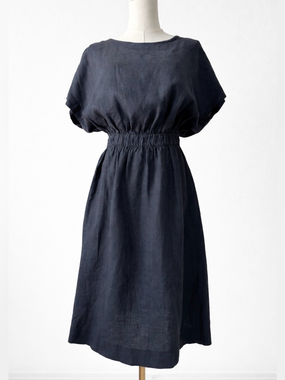 NWT Linen Dress S Lagenlook Elastic Waist Minimalist Short Sleeve Grafite